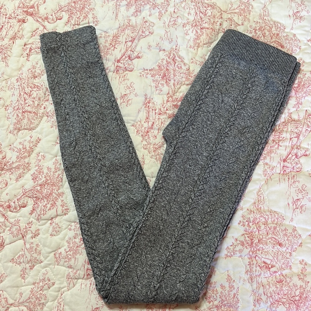 NWT NikiBiki black textured leggings one size fits all